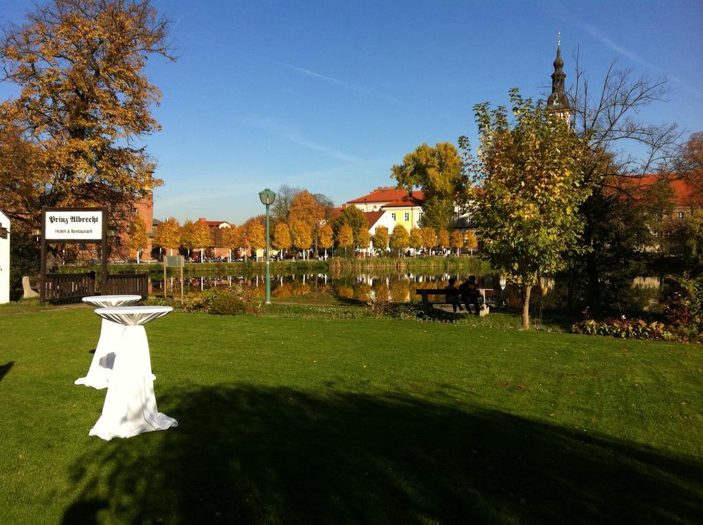 Hotel Prinz Albrecht 뉴젤 외부 사진