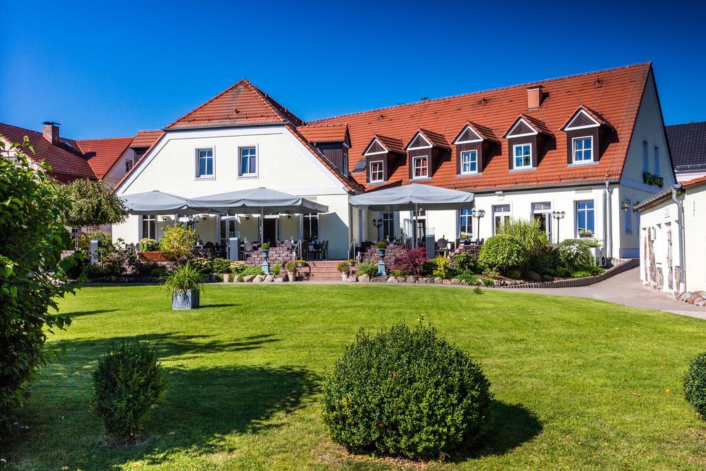 Hotel Prinz Albrecht 뉴젤 외부 사진