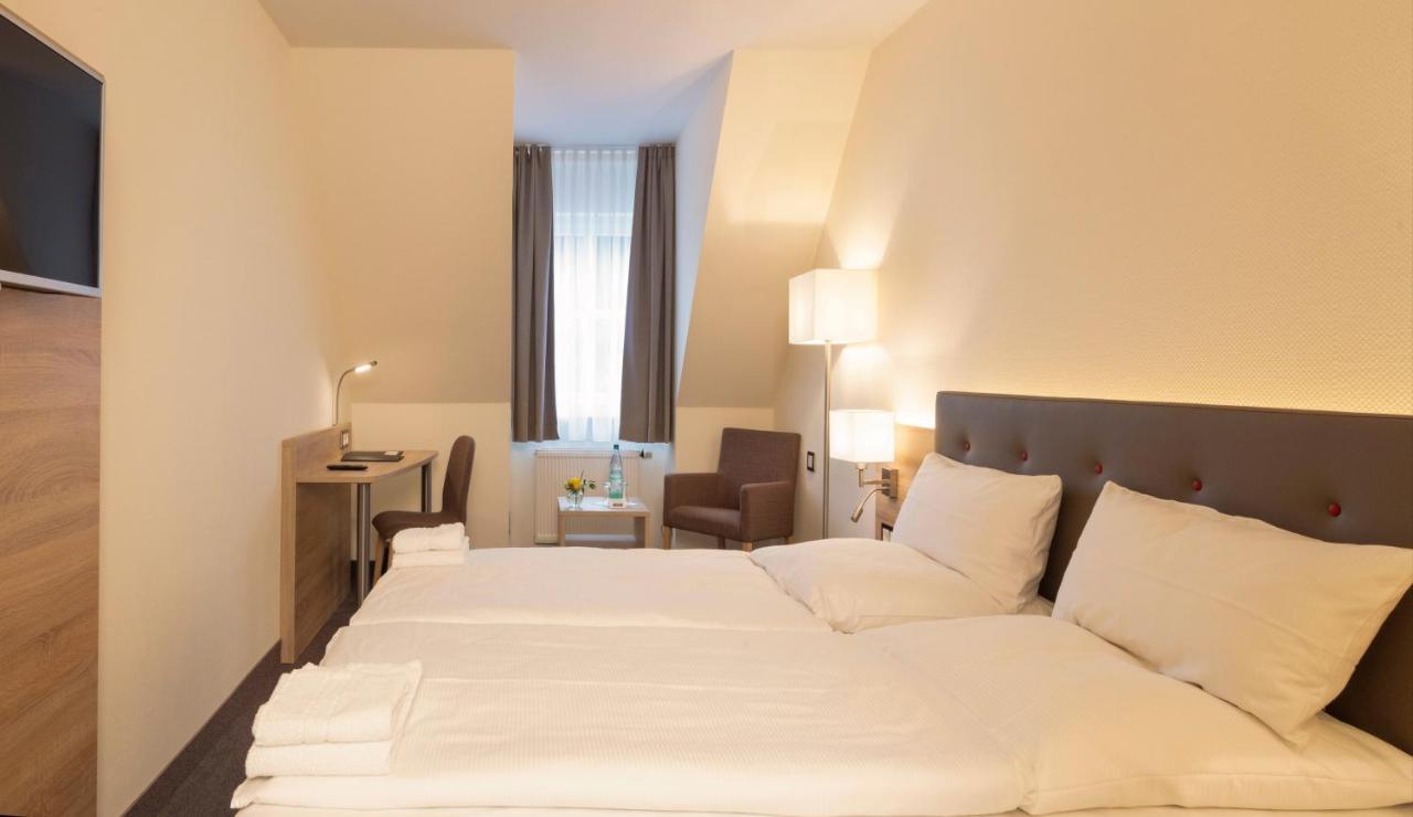 Hotel Prinz Albrecht 뉴젤 외부 사진